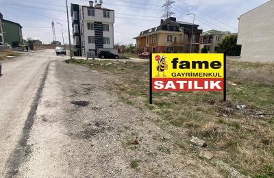 YAŞAMKENT YILDIZ BEYİ ASPAVA YANI KÖŞE BAŞI 233m2 SATILIK ARSA